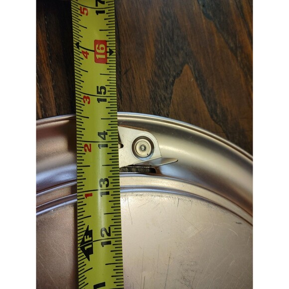 VTG 50s West Bend Rosey Copper Colored Metal locking Cake Carrier 14.5" dia. - Picture 15 of 16